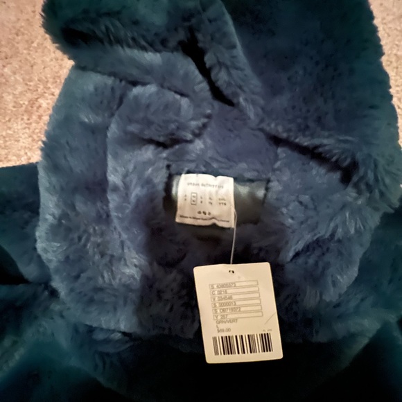 Urban Outfitters Fuzzy Sweater - Picture 4 of 7